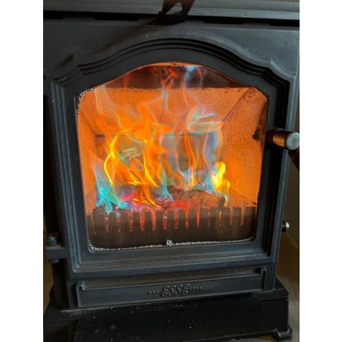 POLARIS COLOUR BURNING PINE CONES