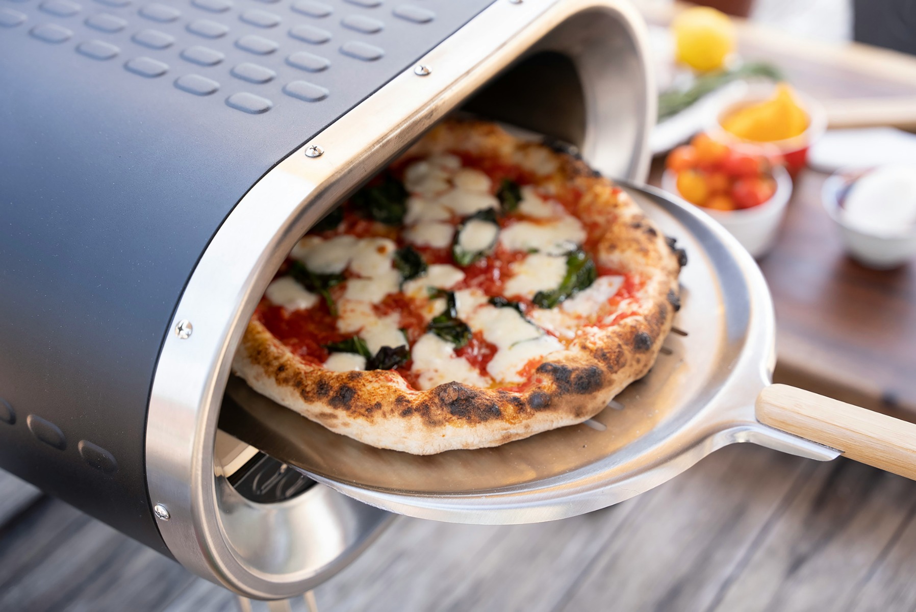 how to use a wood pellet pizza oven